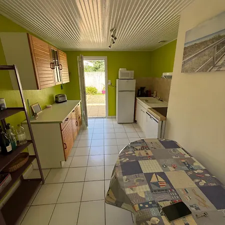 Дом отдыха Maison Familiale La Paree Бретиньоль-сюр-Мер